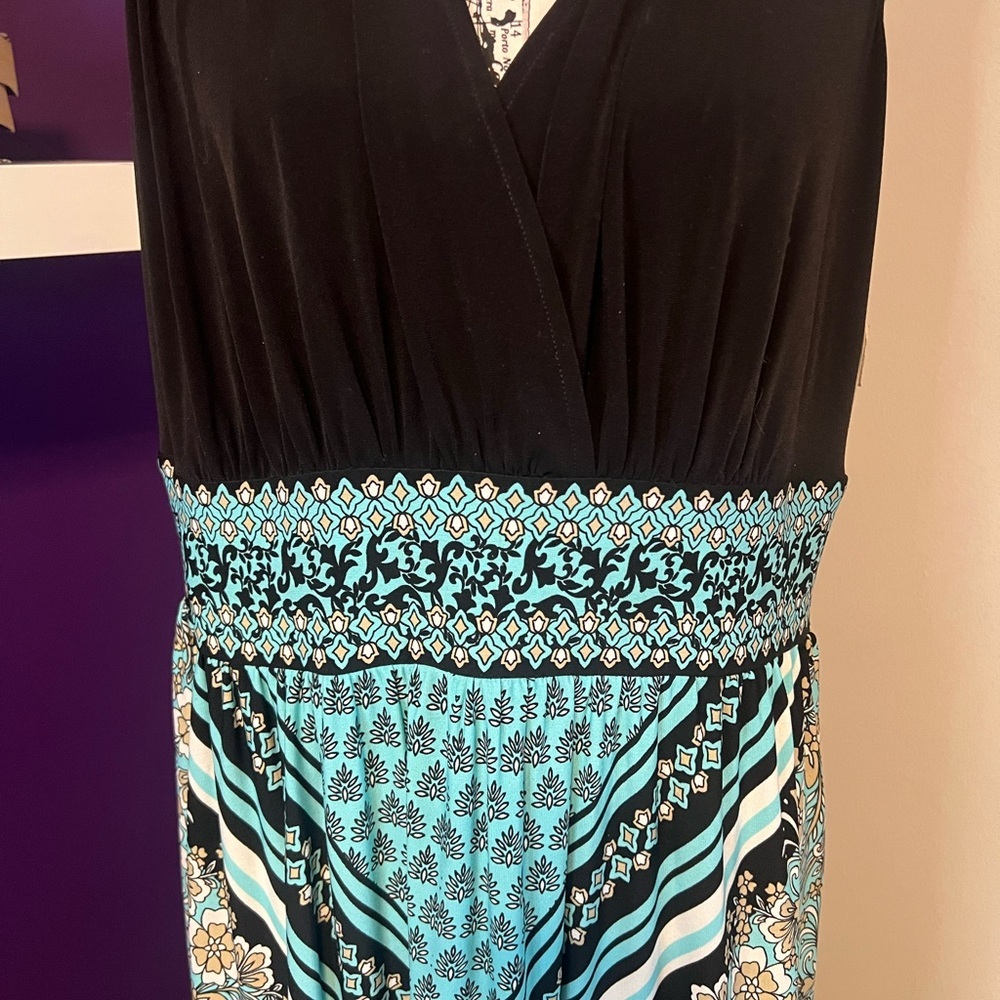 London Style Collection Plus Size Maxi Sundress - Picture 3 of 9